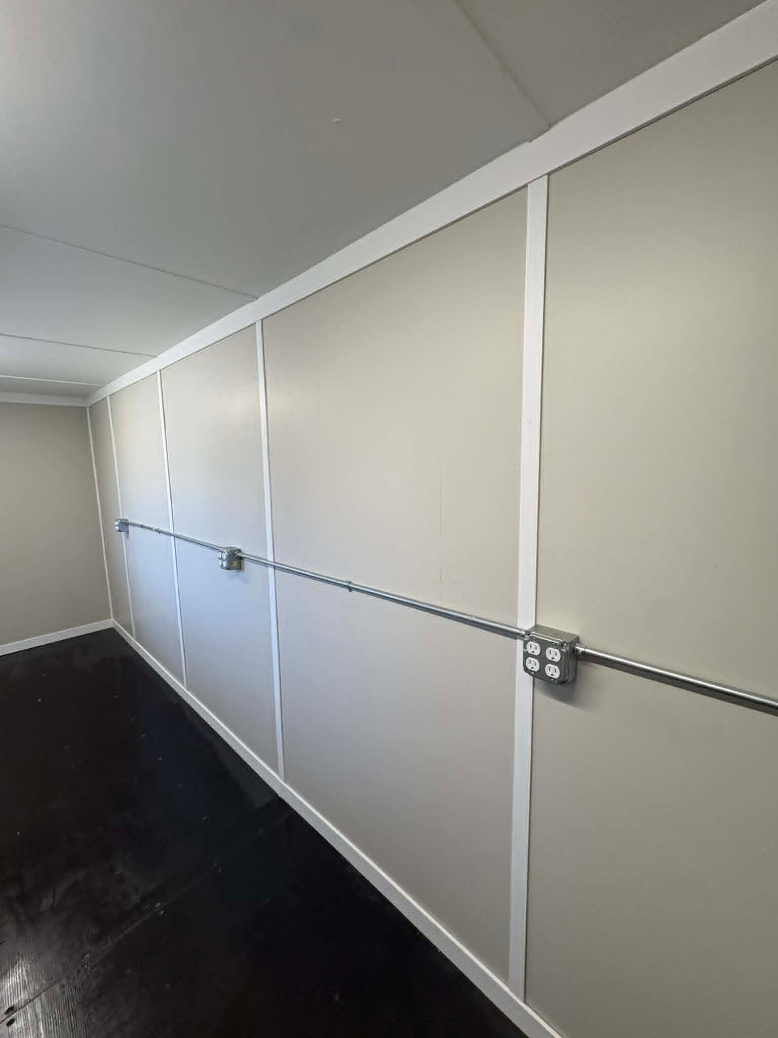20-foot container office — view 2